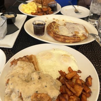 Brunch Snob - Breakfast & Brunch Near Me - Phoenix, Arizona Brunch Snob - Breakfast & Brunch Near Me - Phoenix, Arizona