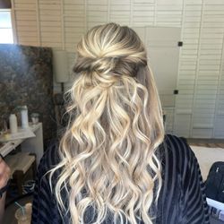 Wedding trial hair