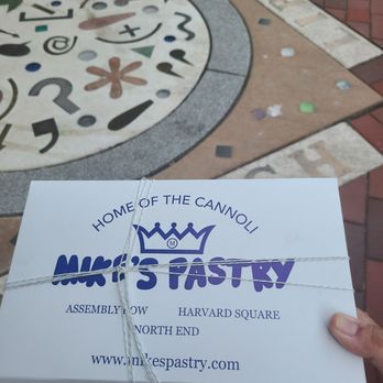 Mike's Pastry - Packaging to go - Bakeries Near Me - Boston, Massachusetts Mike's Pastry - Packaging to go - Bakeries Near Me - Boston, Massachusetts