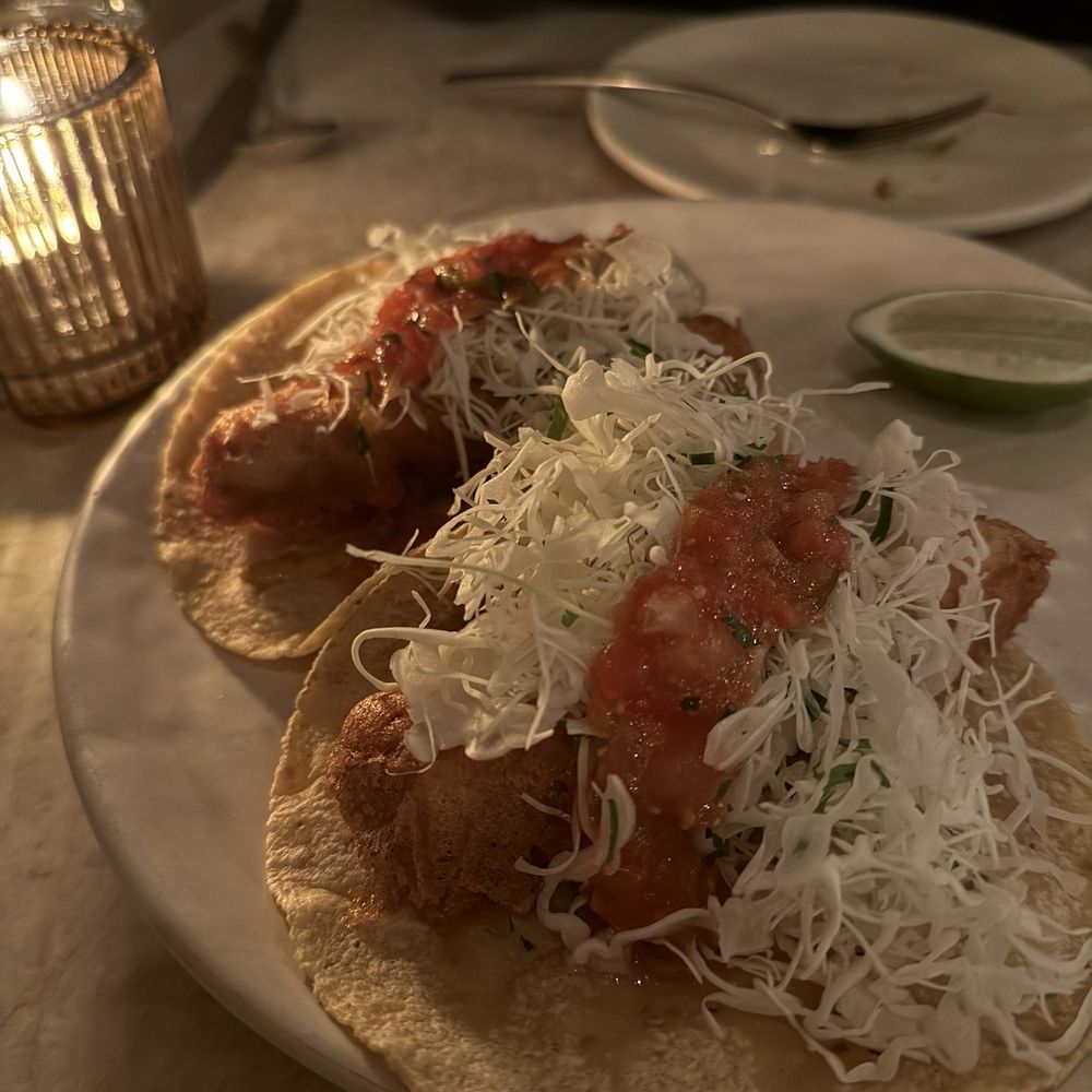 Este - Fish tacos - Seafood Near Me - Austin, Texas Este - Fish tacos - Seafood Near Me - Austin, Texas