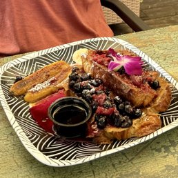 French Toast with berries and banana French Toast with berries and banana
