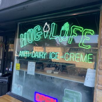 Hug Life Ice Cream - Outside - Desserts Near Me - Long Beach, California