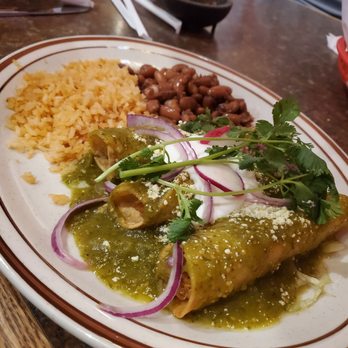 Maria's Mexican Restaurant - Taquitos a la mexican - Mexican Near Me - Grass Valley, California Maria's Mexican Restaurant - Taquitos a la mexican - Mexican Near Me - Grass Valley, California