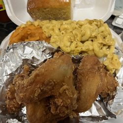 Blue Bay Restaurant - 3 Chicken Wings Mac n cheese and yams