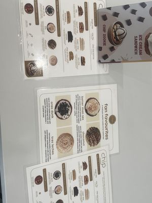 Chip Cookies by null