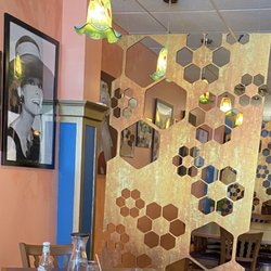 Thyme & Table - Dining room
