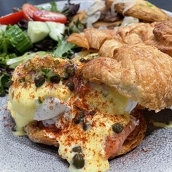 Eggspectation - Columbia - Salmon Benedict