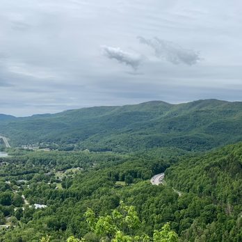 Devil's Race Track Trail - Valley - Hiking Near Me - Caryville, Tennessee