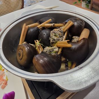 Oc Garden - Apple snails with pork - Vietnamese Near Me - Garden Grove, California Oc Garden - Apple snails with pork - Vietnamese Near Me - Garden Grove, California