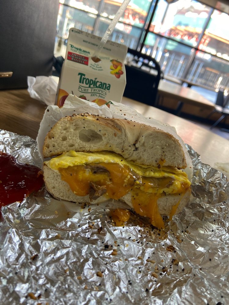 TOASTED BAGELS & DELI 25 Photos & 29 Reviews 520 Summit Ave, Jersey