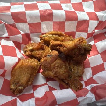 LA Crawfish - Fried 6 pc Wings - Vietnamese Near Me - Houston, Texas