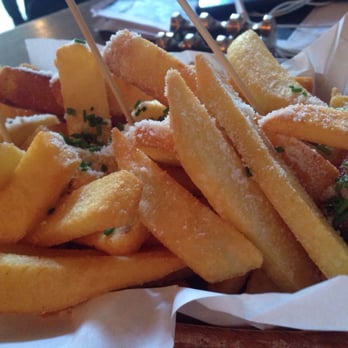 Kozmonot Pub - Steak Fries with Parmesan and Truffle Oil - Pubs Near Me - Istanbul, 34 Kozmonot Pub - Steak Fries with Parmesan and Truffle Oil - Pubs Near Me - Istanbul, 34