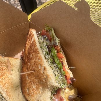 Taos Cow - Superlative BLT - Ice Cream & Frozen Yogurt Near Me - Arroyo Seco, New Mexico