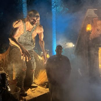 Halloween Horror Nights - Haunted Houses Near Me - Los Angeles, California Halloween Horror Nights - Haunted Houses Near Me - Los Angeles, California