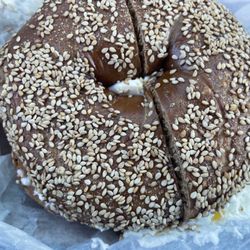 Sam's Rochelle Park Bagels - Pumpernickel sesame with veggie cream cheese