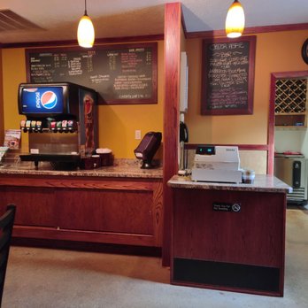 Amore' Pizza King - Front counter - Pizza Near Me - Rockville, Indiana Amore' Pizza King - Front counter - Pizza Near Me - Rockville, Indiana