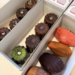 Canele, Madeline