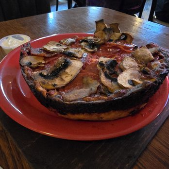 Pequod's Pizza - Pizza Near Me - Chicago, Illinois Pequod's Pizza - Pizza Near Me - Chicago, Illinois