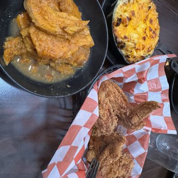 Black Hen Fried Chicken - Fried Chicken, Candied Yams, Mac and Cheese - Soul Food Near Me - Philadelphia, Pennsylvania Black Hen Fried Chicken - Fried Chicken, Candied Yams, Mac and Cheese - Soul Food Near Me - Philadelphia, Pennsylvania