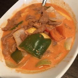 Pork red curry