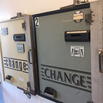 Greenhaven Pocket Launderland - Change machines. - Laundromat Near Me - Sacramento, California Greenhaven Pocket Launderland - Change machines. - Laundromat Near Me - Sacramento, California