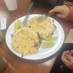 Super Tacos El Pastorcito - My first time trying mulitas, and it was sooooo good
