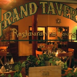 Grand Taverne Restaurant & Lounge