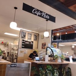 Cafe Noir - Front desk