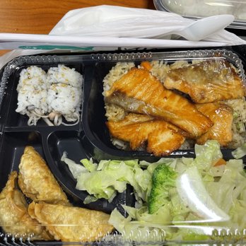 Tori Japan - Salmon bento box - Japanese Near Me - Brockton, Massachusetts Tori Japan - Salmon bento box - Japanese Near Me - Brockton, Massachusetts