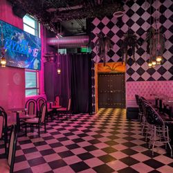 The Flamingo Bar - Inside