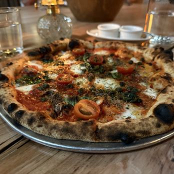 Grá - Puttanesca pizza - Pizza Near Me - Los Angeles, California Grá - Puttanesca pizza - Pizza Near Me - Los Angeles, California