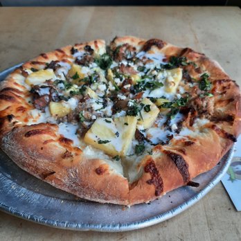 Pies & Pints - Cuban Pork Pizza without the jalapeños.  I highly recommend this!!!! - Pizza Near Me - Morgantown, West Virginia