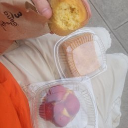 Cornbread, apple pie square, strawberry something