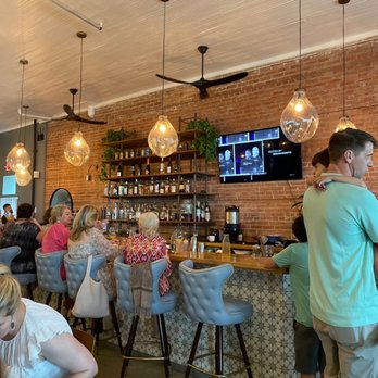 Leeland House - Restaurants Near Me - Galveston, Texas Leeland House - Restaurants Near Me - Galveston, Texas