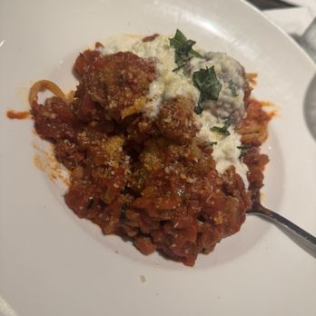 Cooper’s Hawk Winery & Restaurant - Keaton's Spaghetti & House-Made Meatballs - American Near Me - Jacksonville, Florida