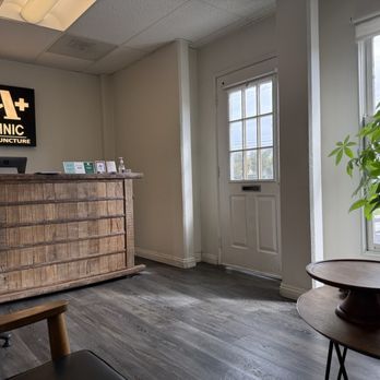 A+ Clinic Acupuncture - Waiting Area. Felt peaceful. Modern and clean. - Acupuncture Near Me - Buena Park, California A+ Clinic Acupuncture - Waiting Area. Felt peaceful. Modern and clean. - Acupuncture Near Me - Buena Park, California