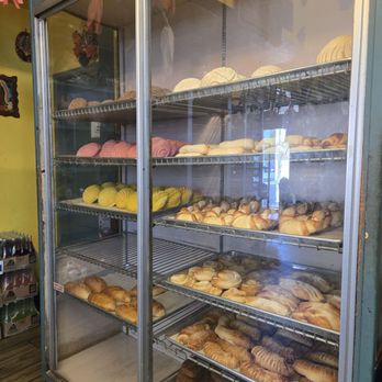 Cristal Bakery - Bakeries Near Me - Sanger, California
