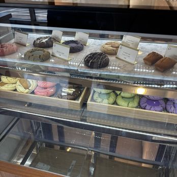 Broken Coffee - Spring Mountain - Pastries - Coffee & Tea Near Me - Las Vegas, Nevada Broken Coffee - Spring Mountain - Pastries - Coffee & Tea Near Me - Las Vegas, Nevada