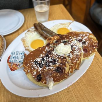Café 26 - Pancakes Plate - Coffee & Tea Near Me - Boston, Massachusetts