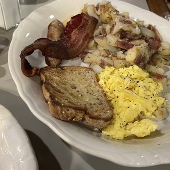 Maltby Cafe - Swedish Pancakes + Basic Gluten Free Breakfast - American Near Me - Snohomish, Washington