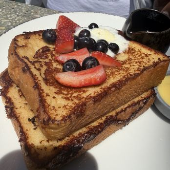 Between The Trees - French toast - French Near Me - Greenville, South Carolina