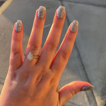 Glossy Nails - Rosie seriously took her time and paid attention to detail and was just so patient and kind. - Nail Salons Near Me - Nashua, New Hampshire