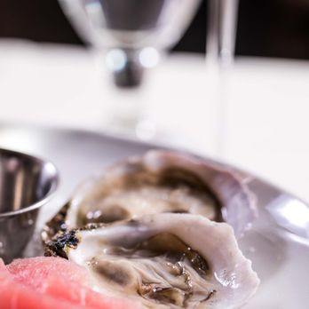 Chicago Chop House - Cold Shellfish Platter - Steakhouses Near Me - Chicago, Illinois