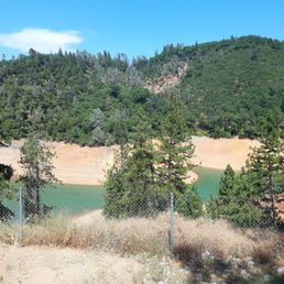 View of Lake Shasta from this rest stop
