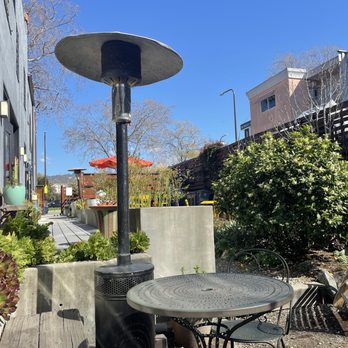 Masterpiece Coffee - Outside seating area - Coffee & Tea Near Me - Berkeley, California