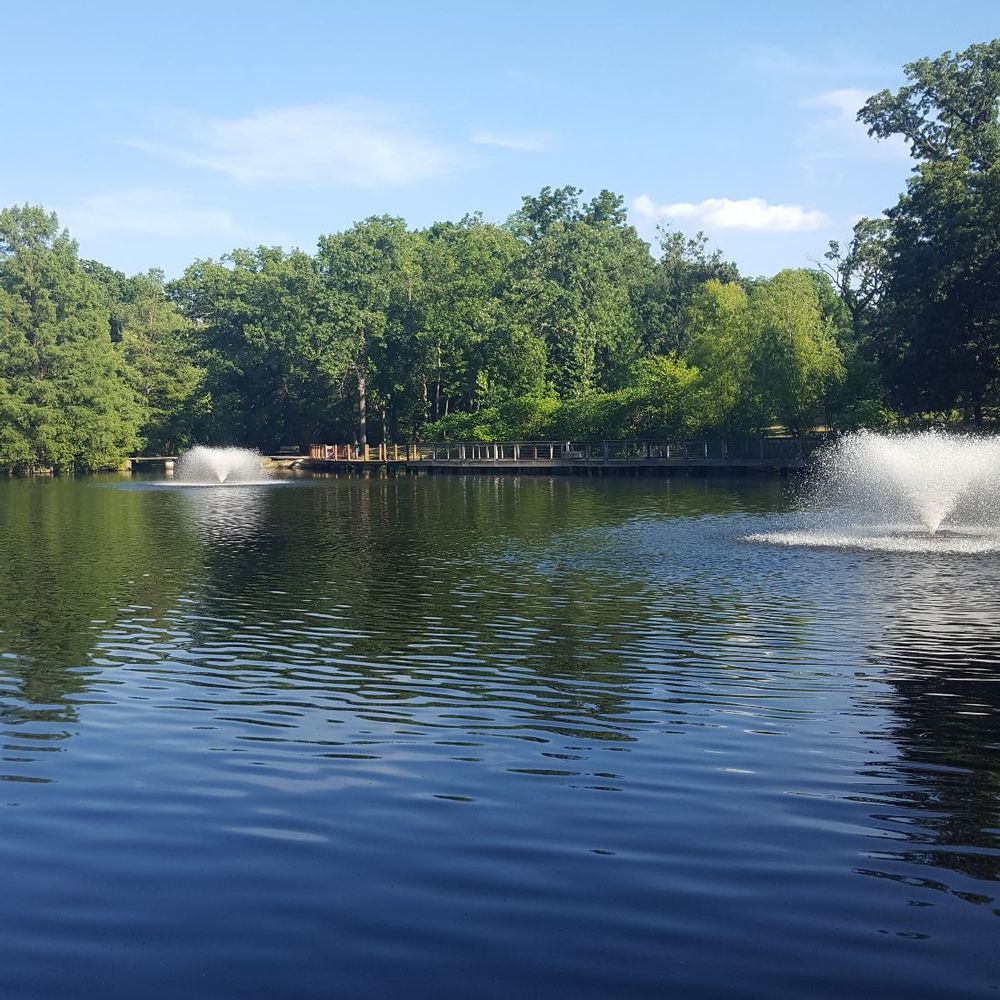 Antioch Park - Walk around the pond - Parks Near Me - Merriam, Kansas