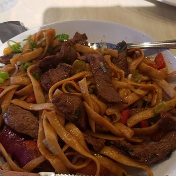 Tozton - This plate was also good. Steak with spaghetti. Too bad I waited too long while my partner had his plate :/ - Peruvian Near Me - Astoria, New York Tozton - This plate was also good. Steak with spaghetti. Too bad I waited too long while my partner had his plate :/ - Peruvian Near Me - Astoria, New York