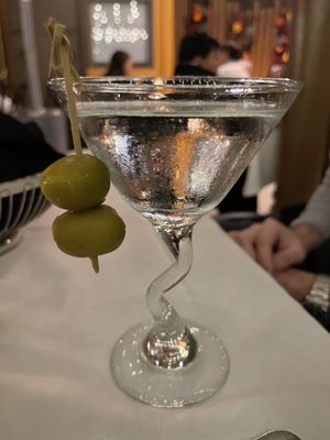 Mitch's on El Paseo by null