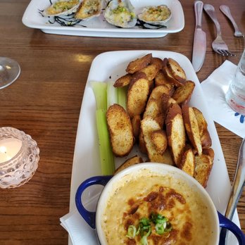 Olive + Oak - Blue crab gratin and roasted oysters appetizers - Wine Bars Near Me - Saint Louis, Missouri Olive + Oak - Blue crab gratin and roasted oysters appetizers - Wine Bars Near Me - Saint Louis, Missouri