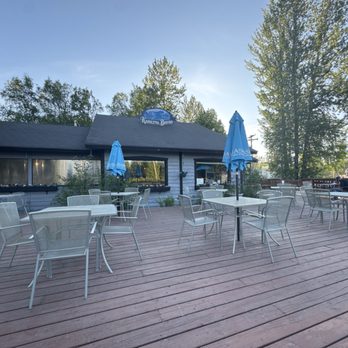 Kahiltna Bistro - Outside seating - Seafood Near Me - Talkeetna, Alaska Kahiltna Bistro - Outside seating - Seafood Near Me - Talkeetna, Alaska
